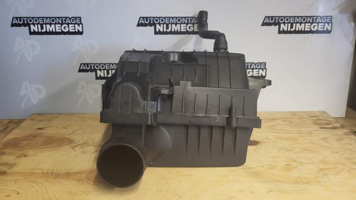 Begagnade Luftfilterhus Volkswagen Golf VII (AUA) 2.0 R 4Motion 16V Pris € 150,00 Marginaltabell erbjuds av Autodemontage Nijmegen