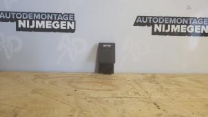 Used Hood lever Hyundai i20 1.2i 16V Price on request offered by Autodemontage Nijmegen