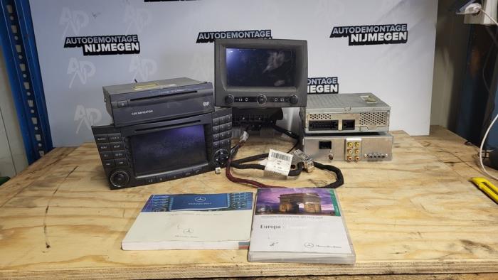Usagé Kit navigation Mercedes E (W211) 1.8 E-200 K 16V Prix sur demande proposé par Autodemontage Nijmegen
