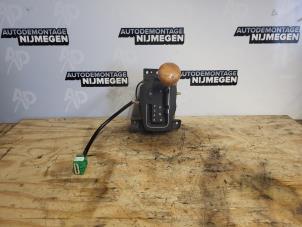 Used Automatic gear selector Jaguar S-type (X200) 2.5 V6 24V Price on request offered by Autodemontage Nijmegen