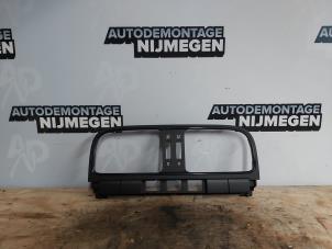 Gebrauchte Armaturenbrett Zierleiste Volkswagen Polo V (6R) 1.2 12V Preis auf Anfrage angeboten von Autodemontage Nijmegen