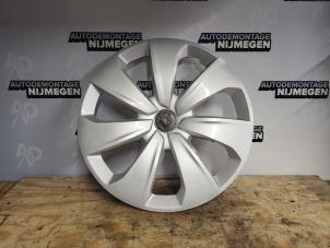 Used Wheel cover (spare) Renault Zoé (AG) R110 Price on request offered by Autodemontage Nijmegen