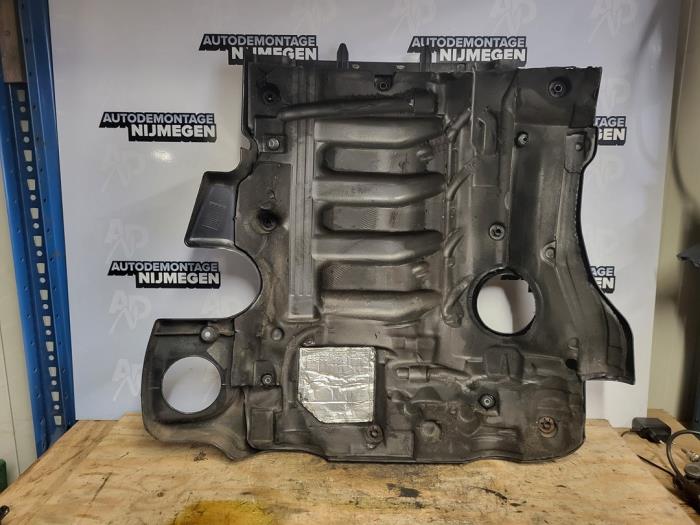 Couverture moteur d'un BMW X5 (E53) 3.0d 24V 2004