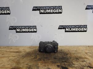 Gebrauchte Licht Schalter Opel Astra H (L48) 1.6 16V Twinport Preis auf Anfrage angeboten von Autodemontage Nijmegen