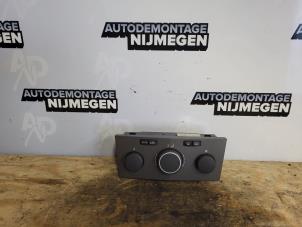 Used Heater control panel Opel Astra H (L48) 1.6 16V Twinport Price on request offered by Autodemontage Nijmegen