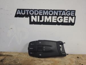 Używane Jednostka multimedialna Seat Ibiza IV SC (6J1) 1.2 TDI Ecomotive Cena na żądanie oferowane przez Autodemontage Nijmegen