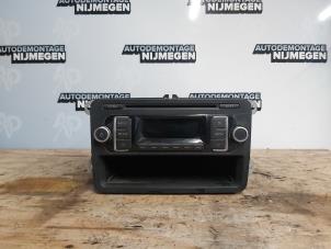 Usados Radio Volkswagen Polo V (6R) 1.4 GTI 16V Precio de solicitud ofrecido por Autodemontage Nijmegen