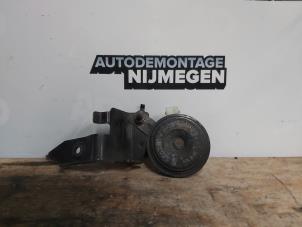 Used Horn Renault Clio IV (5R) 1.2 16V Price on request offered by Autodemontage Nijmegen