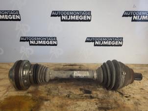 Used Front drive shaft, left Volkswagen Golf V (1K1) 2.0 GTI 16V FSI Turbo Price on request offered by Autodemontage Nijmegen