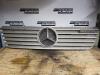 Grille from a Mercedes Sprinter 4t (904), 1995 / 2006 412D, Delivery, Diesel, 2.874cc, 85kW (116pk), RWD, OM602980VI, 1996-02 / 2006-05, 904 1999