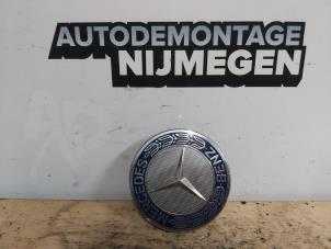 Usagé Enjoliveur moyeu Mercedes C (W205) C-200 2.0 CGI 16V Prix sur demande proposé par Autodemontage Nijmegen