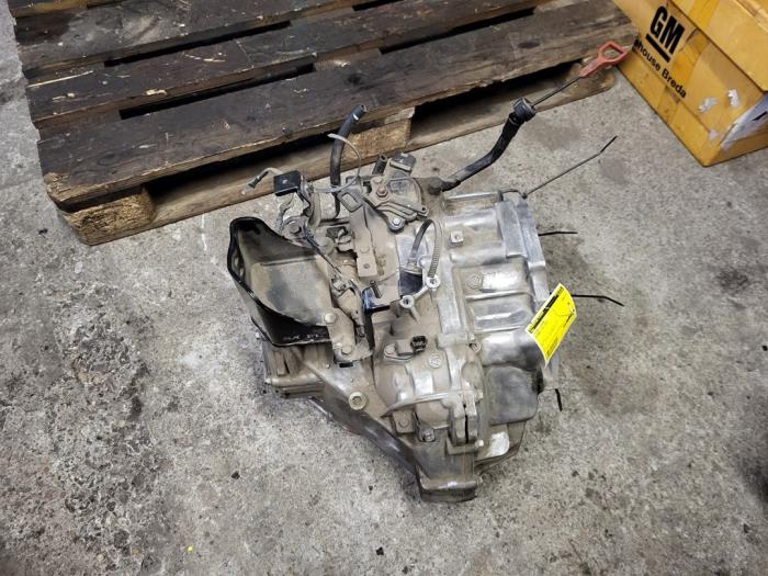 Gearbox Hyundai i10 1.1i 12V LPG A4CF0 P104