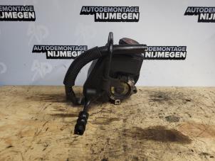 Used Power steering pump Peugeot 206 (2A/C/H/J/S) 2.0 GTI 16V Price on request offered by Autodemontage Nijmegen