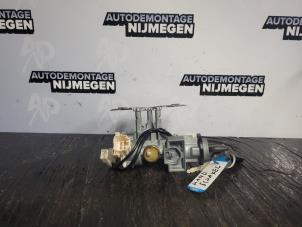 Begagnade Tändningslås + nyckel Daihatsu Sirion 2 (M3) 1.0 12V DVVT Pris på förfrågan erbjuds av Autodemontage Nijmegen