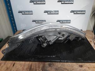 Used Headlight, left Hyundai i20 (GBB) 1.0 T-GDI 100 12V Price on request offered by Autodemontage Nijmegen