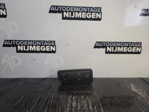 Usagé Commutateur feu antibrouillard Peugeot Bipper (AA) 1.3 HDI Prix sur demande proposé par Autodemontage Nijmegen