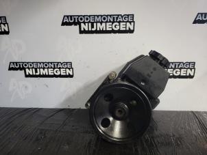Usagé Pompe direction assistée Mercedes CLK (W208) 2.3 230K 16V Prix sur demande proposé par Autodemontage Nijmegen