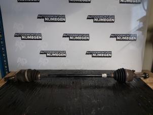 Used Front drive shaft, right Toyota Aygo (B40) 1.0 12V VVT-i Price on request offered by Autodemontage Nijmegen