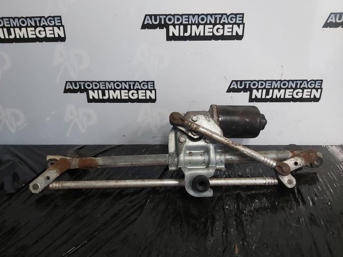 Wiper motor + mechanism Opel Corsa C 1.2 16V 09114673 GM