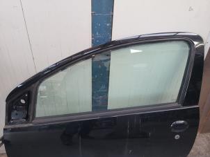 Used Door window 2-door, left Toyota Aygo (B10) 1.0 12V VVT-i Price on request offered by Autodemontage Nijmegen