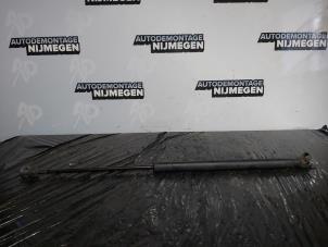 Used Rear gas strut, right Mini Mini (R56) 1.6 One D 16V Price on request offered by Autodemontage Nijmegen