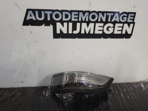 Used Indicator, left Toyota Yaris III (P13) 1.0 12V VVT-i Price on request offered by Autodemontage Nijmegen