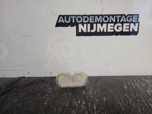 Used Indicator, right Renault Kangoo/Grand Kangoo (KW) 1.5 Blue dCi 95 Price on request offered by Autodemontage Nijmegen