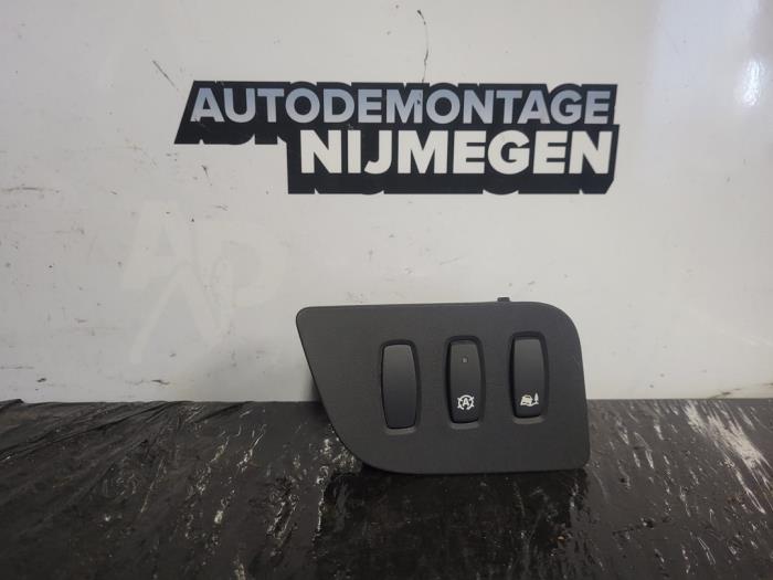 Używane Przelacznik Renault Kangoo/Grand Kangoo (KW) 1.5 Blue dCi 95 Cena na żądanie oferowane przez Autodemontage Nijmegen