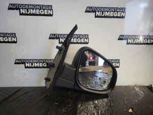 Used Wing mirror, right Renault Kangoo/Grand Kangoo (KW) 1.5 Blue dCi 95 Price on request offered by Autodemontage Nijmegen