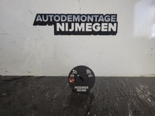Used Airbag switch Chevrolet Spark (M300) 1.0 16V Bifuel Price on request offered by Autodemontage Nijmegen
