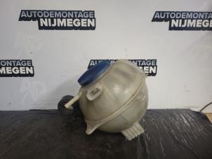Gebrauchte Ausgleichsbehälter Volkswagen Polo IV (9N1/2/3) 1.4 16V 75 Preis auf Anfrage angeboten von Autodemontage Nijmegen
