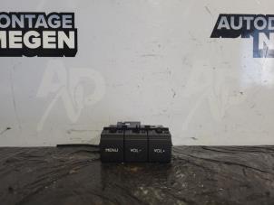 Used Radio control panel Citroen Berlingo 1.6 BlueHDI 100 Price on request offered by Autodemontage Nijmegen