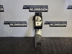 Gebrauchte Handgriff Mercedes Citan (415.6) 1.5 109 CDI Preis auf Anfrage angeboten von Autodemontage Nijmegen