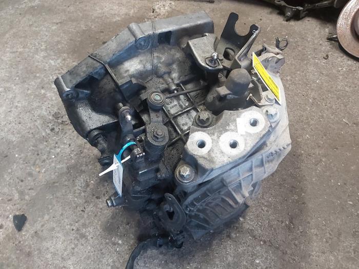 Gearbox Fiat Bravo 1.6 JTD Multijet 105 C63563504 198A3000 C635
