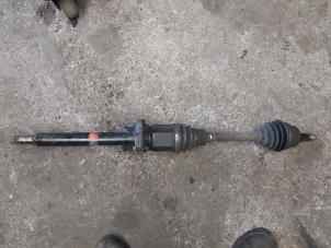 Used Front drive shaft, right Fiat Bravo (198A) 1.6 JTD Multijet 105 Price on request offered by Autodemontage Nijmegen