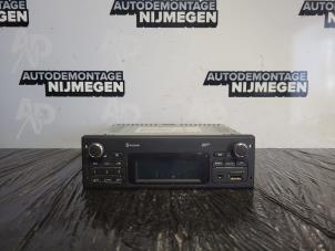 Używane Radio Mercedes Citan (415.6) 1.5 109 CDI Cena na żądanie oferowane przez Autodemontage Nijmegen