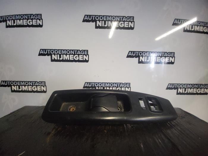 Gebrauchte Handgriff Fiat Doblo Cargo (263) 1.3 D Multijet Preis auf Anfrage angeboten von Autodemontage Nijmegen