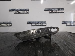 Used Front bumper bracket, right Peugeot 208 I (CA/CC/CK/CL) 1.2 12V e-THP PureTech 110 Price on request offered by Autodemontage Nijmegen