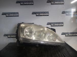 Usagé Phare droit Opel Corsa D 1.4 16V Twinport Prix sur demande proposé par Autodemontage Nijmegen