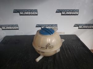 Gebrauchte Ausgleichsbehälter Volkswagen Polo V (6R) 1.6 TDI 16V 90 Preis auf Anfrage angeboten von Autodemontage Nijmegen