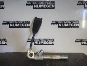 Gebrauchte Gurtsrammer links Opel Corsa D 1.4 16V Twinport Preis auf Anfrage angeboten von Autodemontage Nijmegen