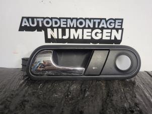 Used Door handle 2-door, left Volkswagen Golf IV (1J1) 1.9 TDI Price on request offered by Autodemontage Nijmegen