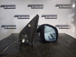 Used Wing mirror, right Volkswagen Golf IV (1J1) 1.4 16V Price on request offered by Autodemontage Nijmegen
