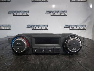 Used Air conditioning control panel Hyundai i20 1.4 CRDi 16V Price on request offered by Autodemontage Nijmegen