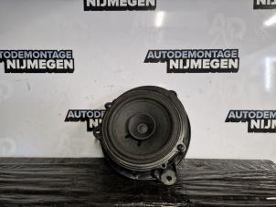 Used Speaker Mercedes Citan (415.6) 1.5 109 CDI Price on request offered by Autodemontage Nijmegen
