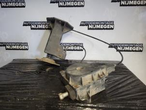Używane Mechanizm zawieszenia kola zapasowego Citroen Nemo (AA) 1.3 HDi 75 Cena na żądanie oferowane przez Autodemontage Nijmegen