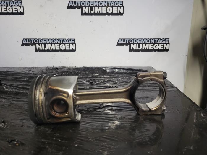 Używane Tlok Citroen Nemo (AA) 1.3 HDi 75 Cena na żądanie oferowane przez Autodemontage Nijmegen