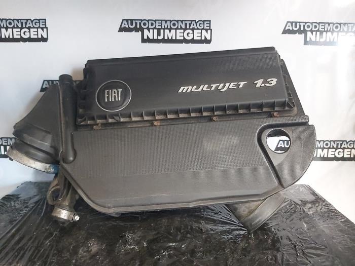 Air box from a Fiat Doblo (263) 1.3 D Multijet 2016