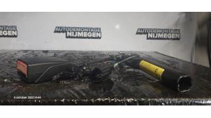 Used Seatbelt tensioner, left Renault Twingo II (CN) 1.5 dCi 90 FAP Price on request offered by Autodemontage Nijmegen