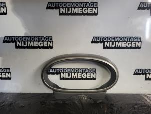 Usagé Compteur kilométrique bande décorative Daihatsu Sirion 2 (M3) 1.0 12V DVVT Prix sur demande proposé par Autodemontage Nijmegen